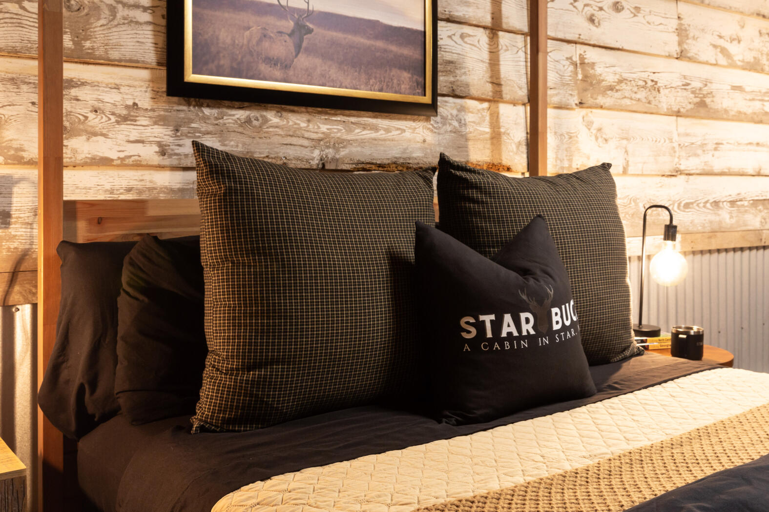 star buck cabin: bed